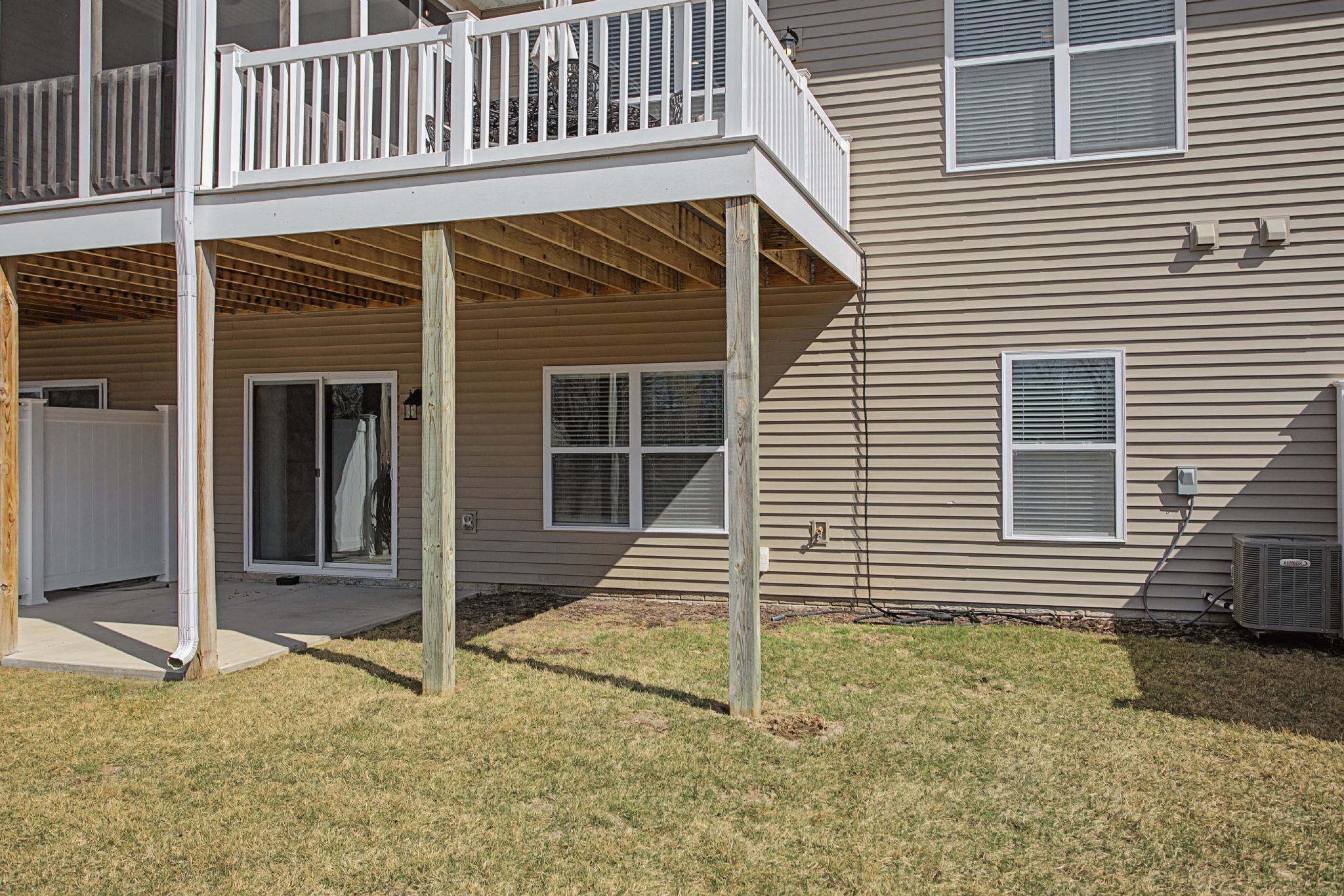 5570 West Creekside Ln,&nbsp;Bettendorf,&nbsp;IA,&nbsp;Image&nbsp;29