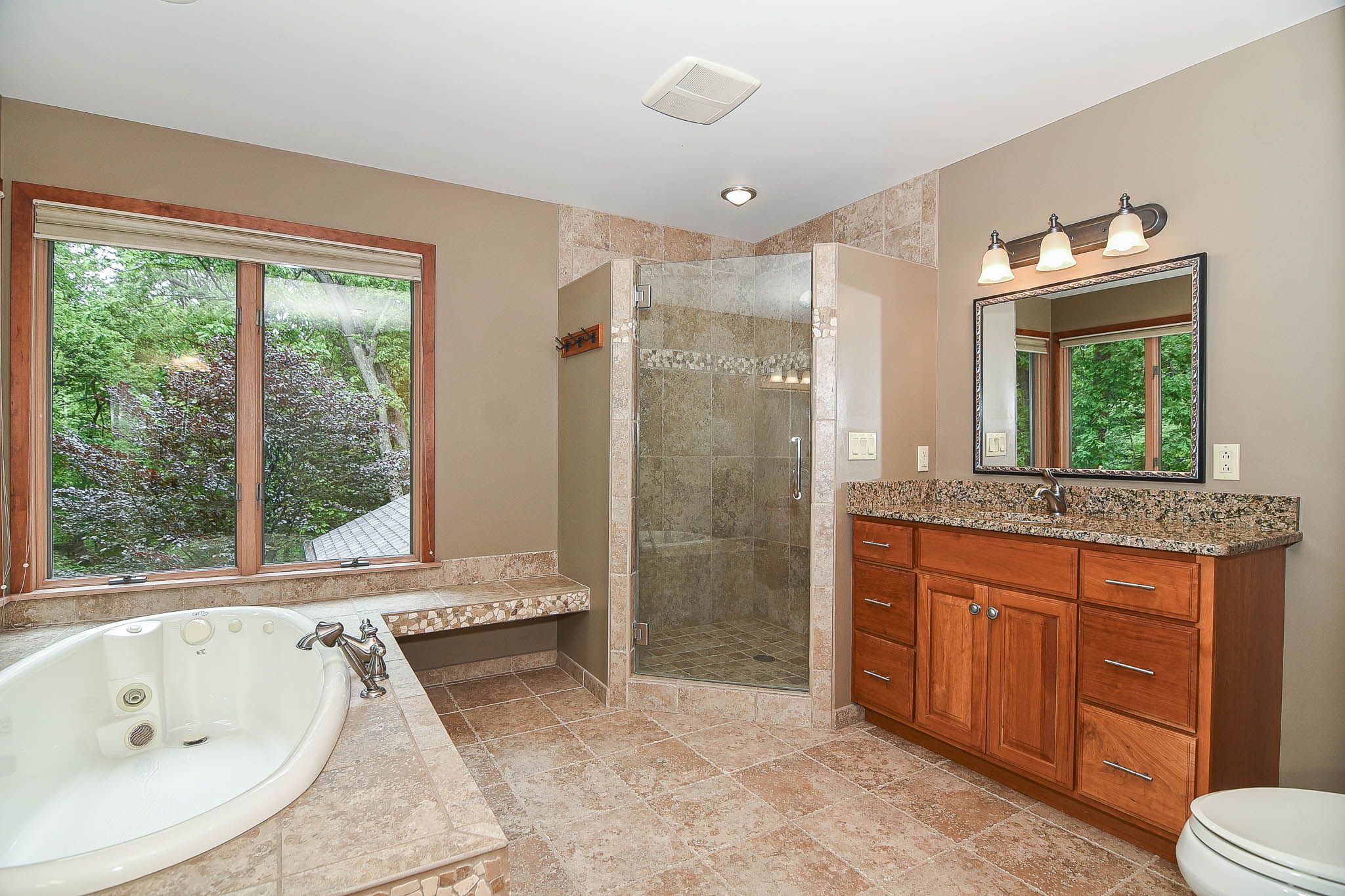 16644 Forest Gate Road,&nbsp;Dubuque,&nbsp;IA,&nbsp;Image&nbsp;30