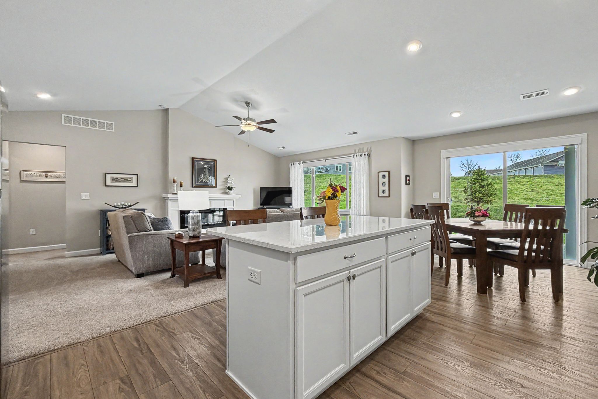 5429 NE Briarwood Dr,&nbsp;Ankeny,&nbsp;IA,&nbsp;Image&nbsp;12