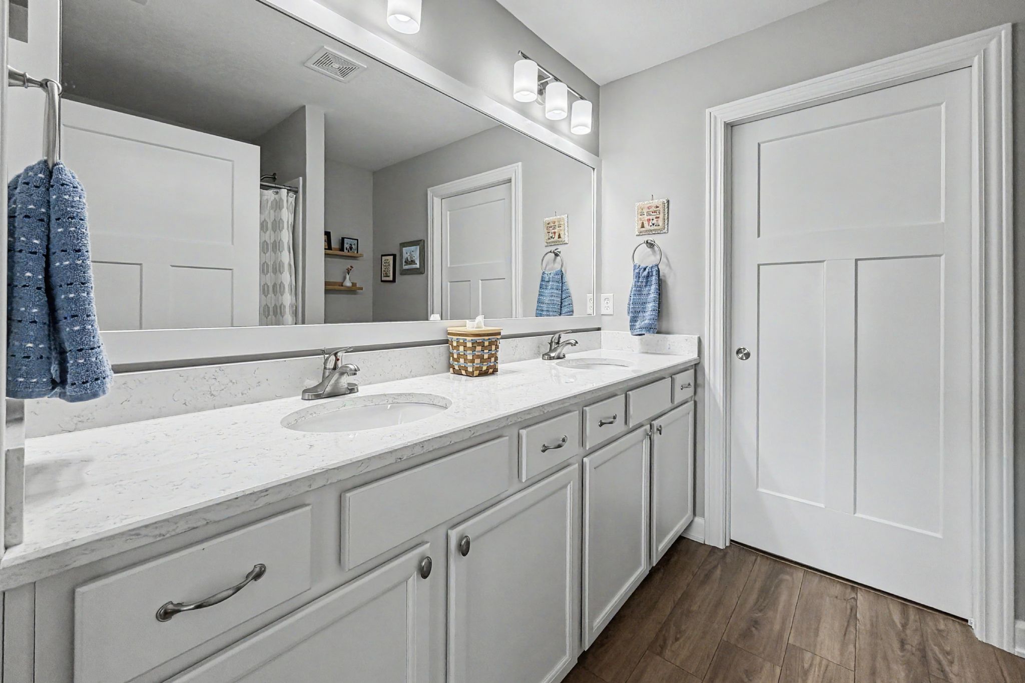 5429 NE Briarwood Dr,&nbsp;Ankeny,&nbsp;IA,&nbsp;Image&nbsp;16