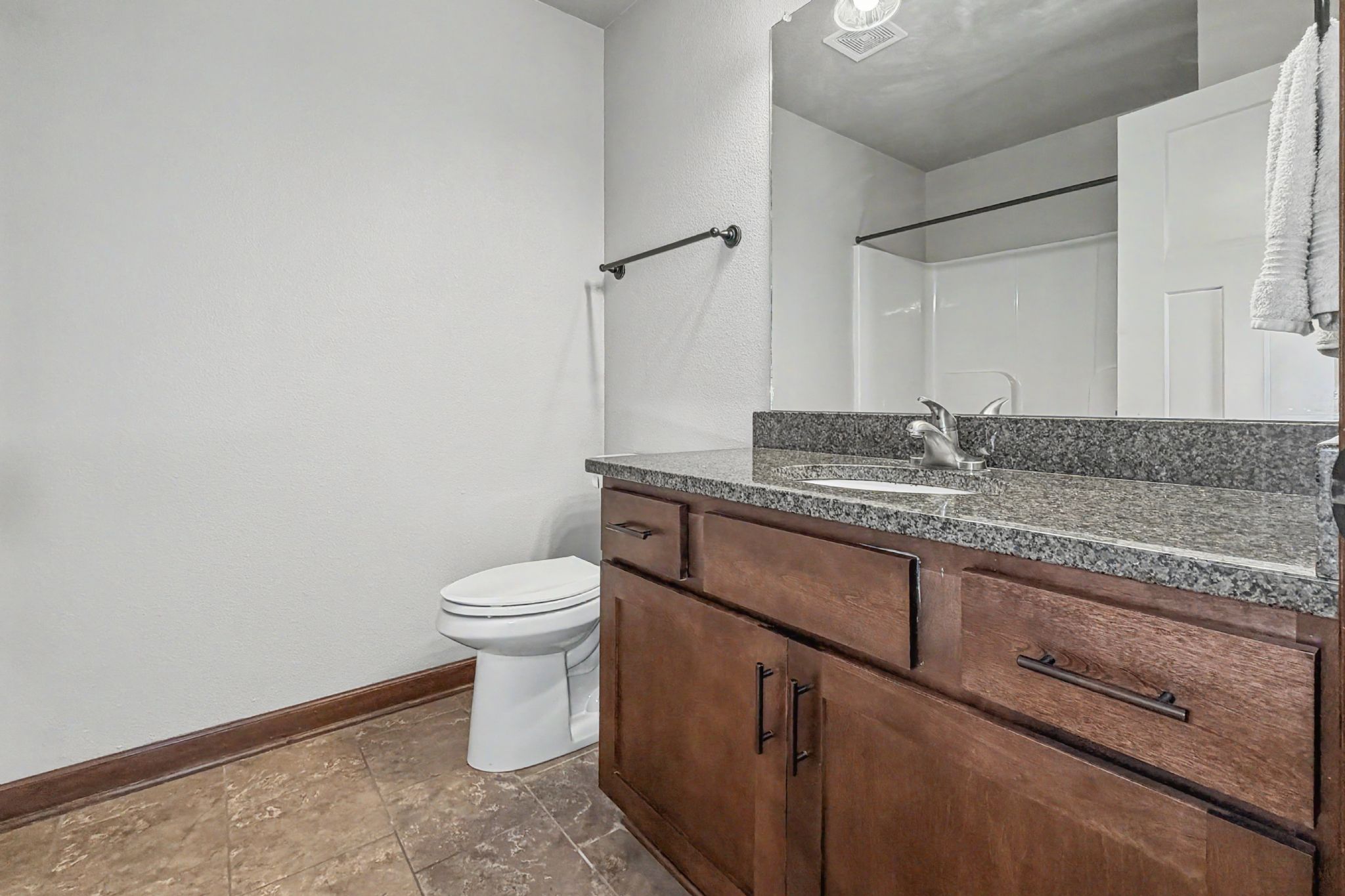 5824 Pine Ct,&nbsp;Johnston,&nbsp;IA,&nbsp;Image&nbsp;18