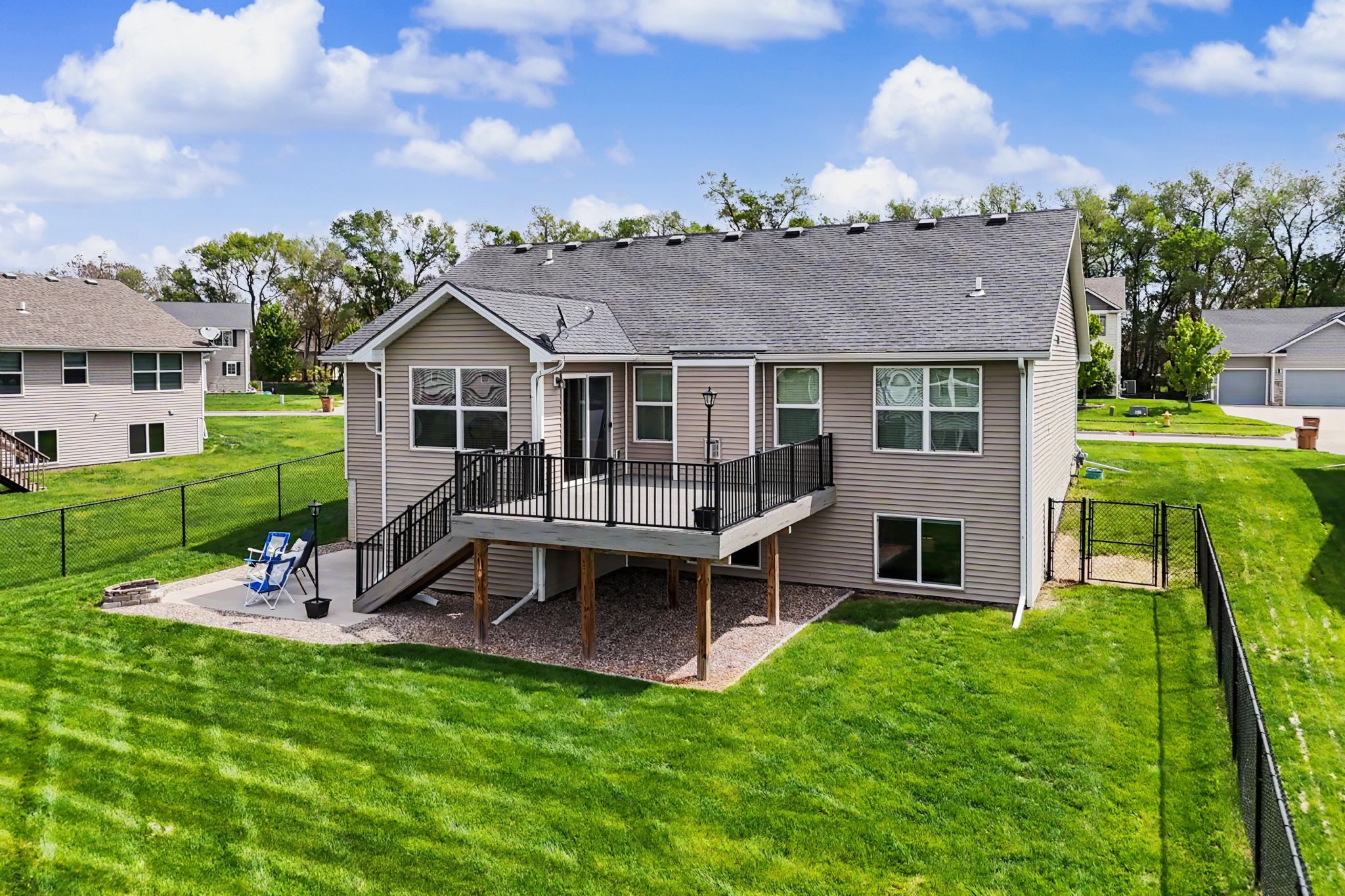 5824 Pine Ct,&nbsp;Johnston,&nbsp;IA,&nbsp;Image&nbsp;32