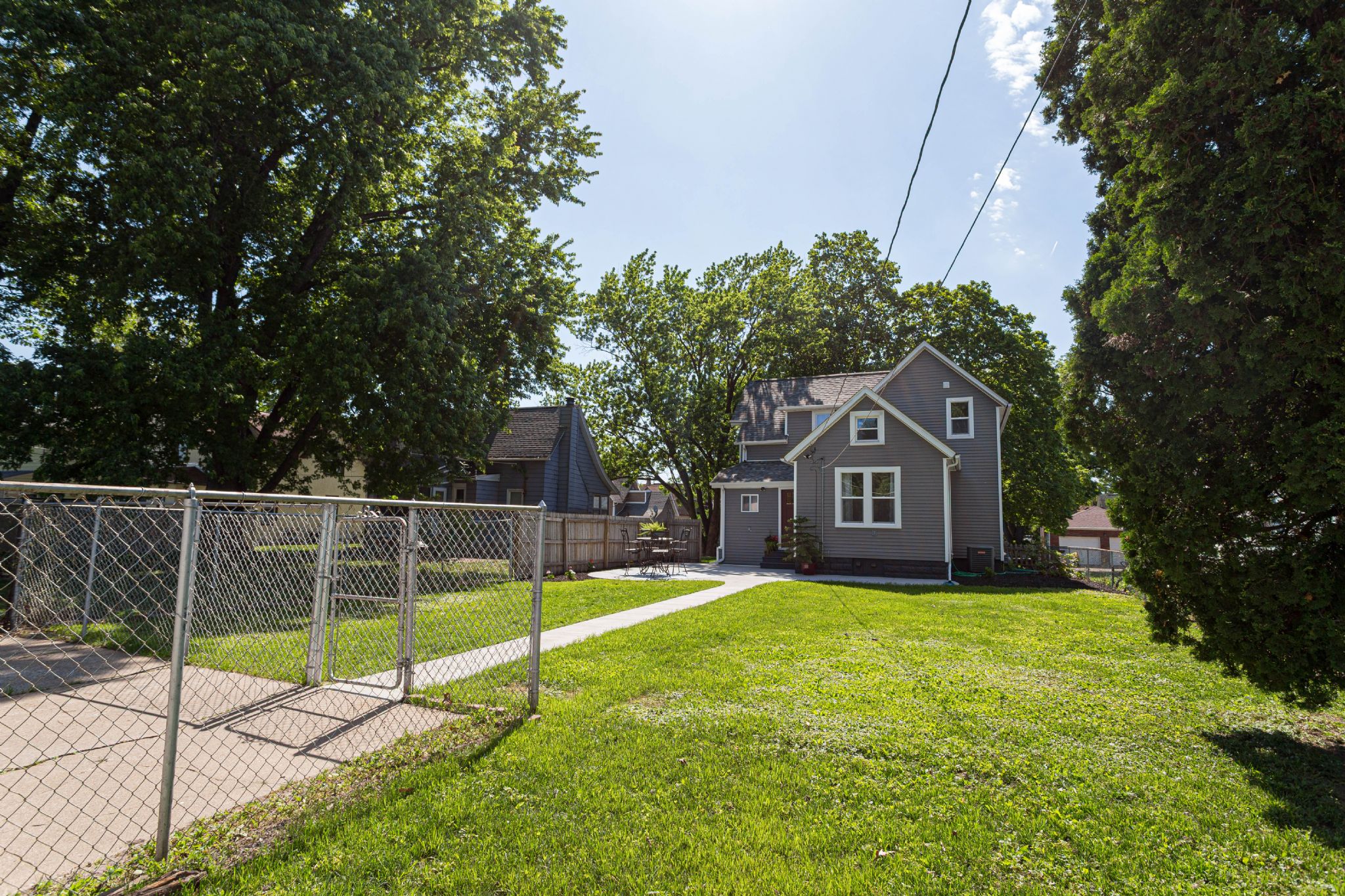 1814 9th St,&nbsp;Moline,&nbsp;IL,&nbsp;Image&nbsp;29