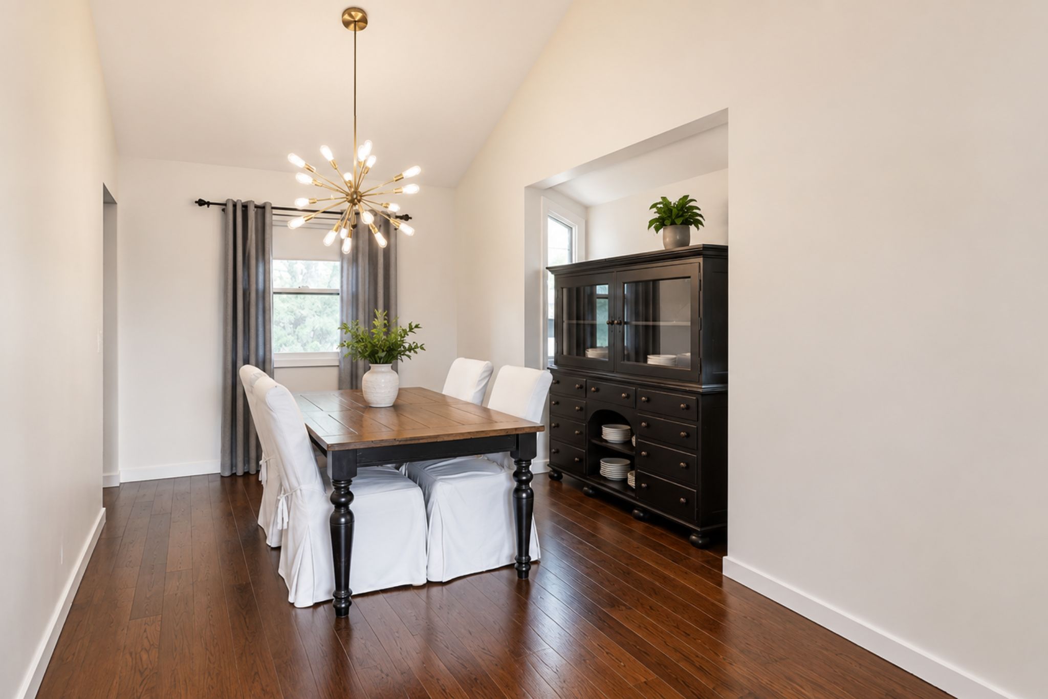 15447 Douglas Cir,&nbsp;Omaha,&nbsp;NE,&nbsp;Image&nbsp;2