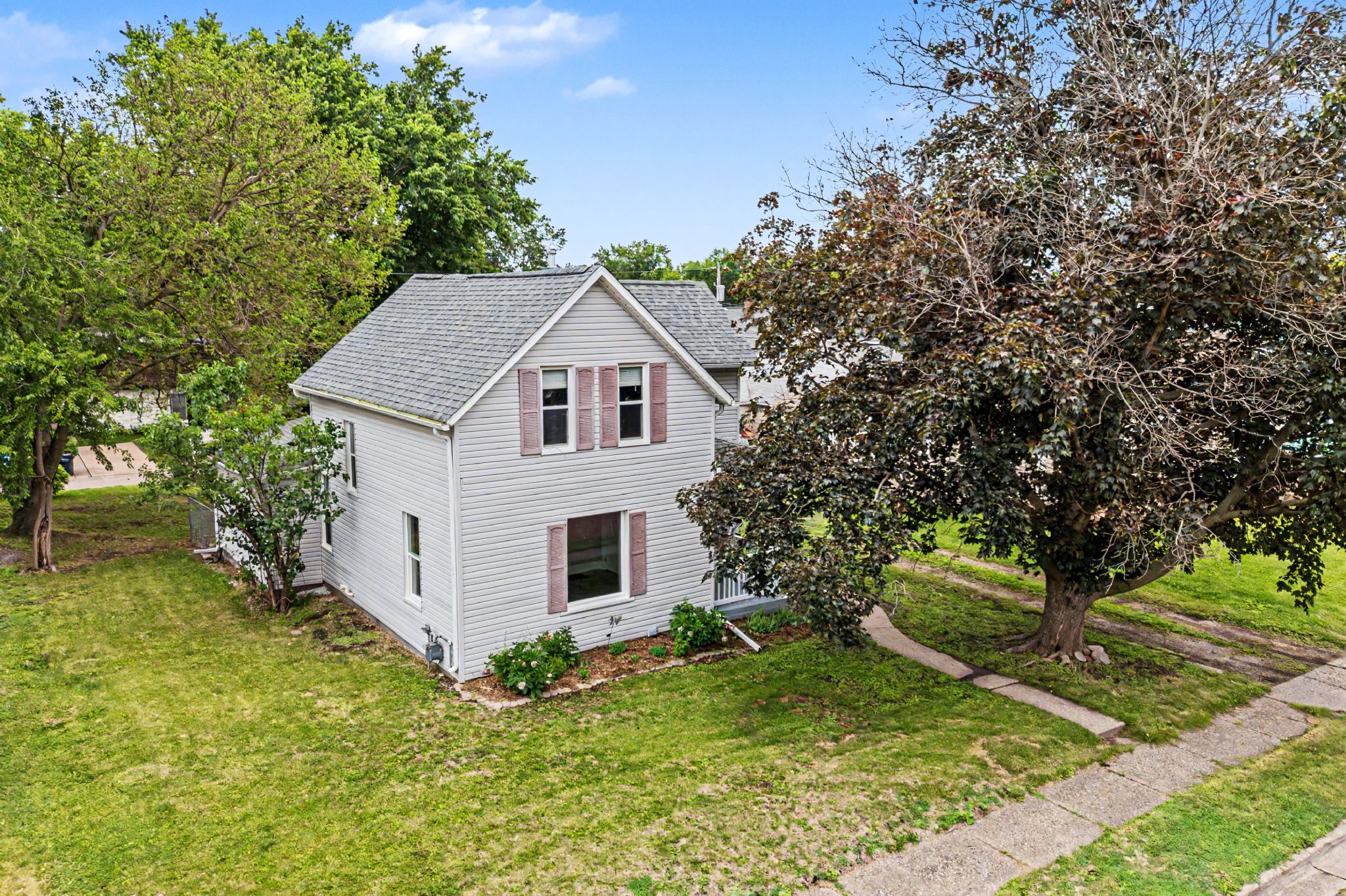 406 W 30th,&nbsp;Davenport,&nbsp;IA,&nbsp;Image&nbsp;1