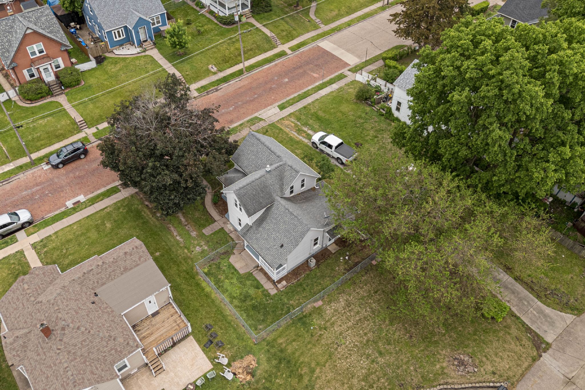 406 W 30th,&nbsp;Davenport,&nbsp;IA,&nbsp;Image&nbsp;37