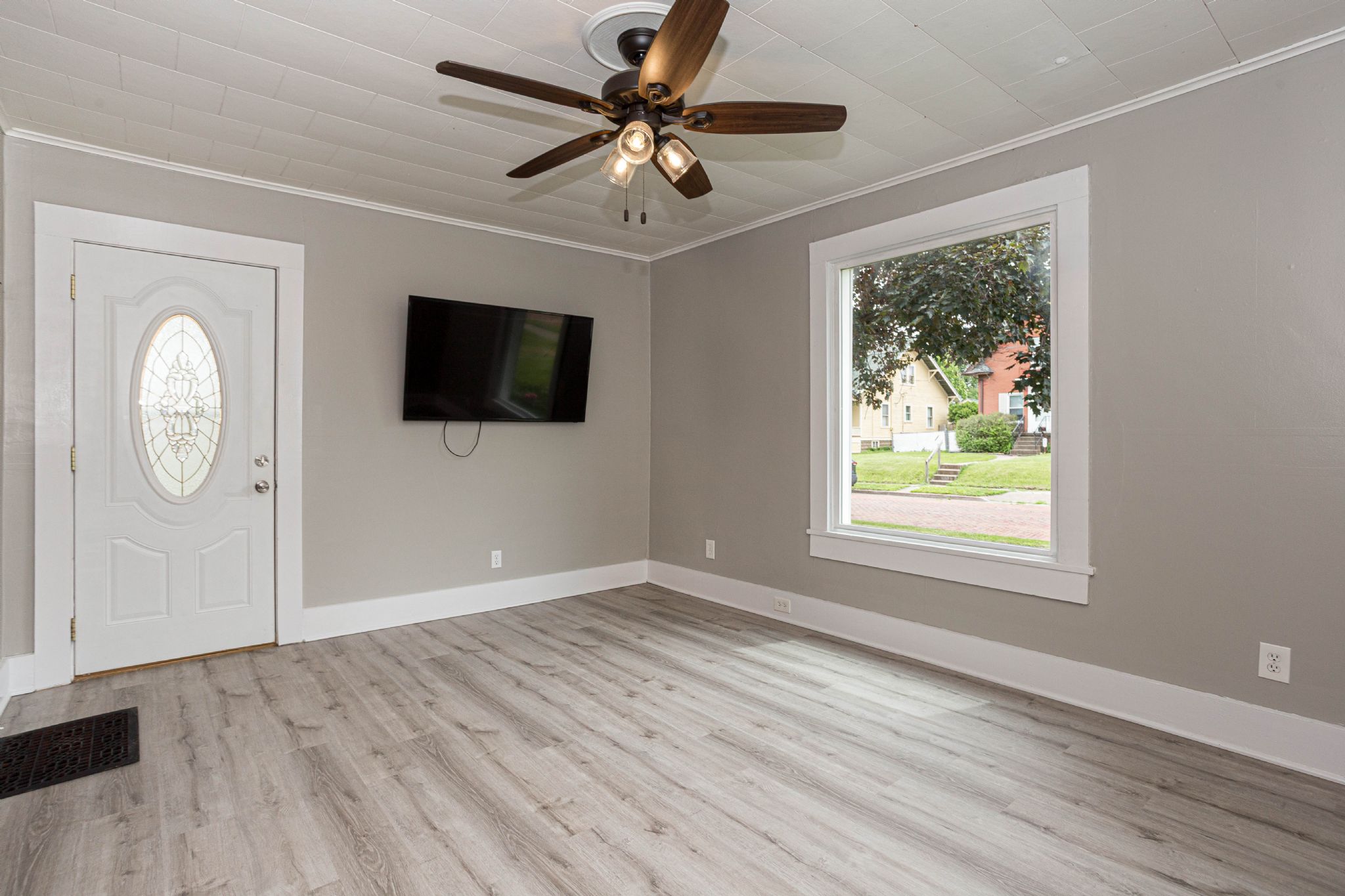 406 W 30th,&nbsp;Davenport,&nbsp;IA,&nbsp;Image&nbsp;3