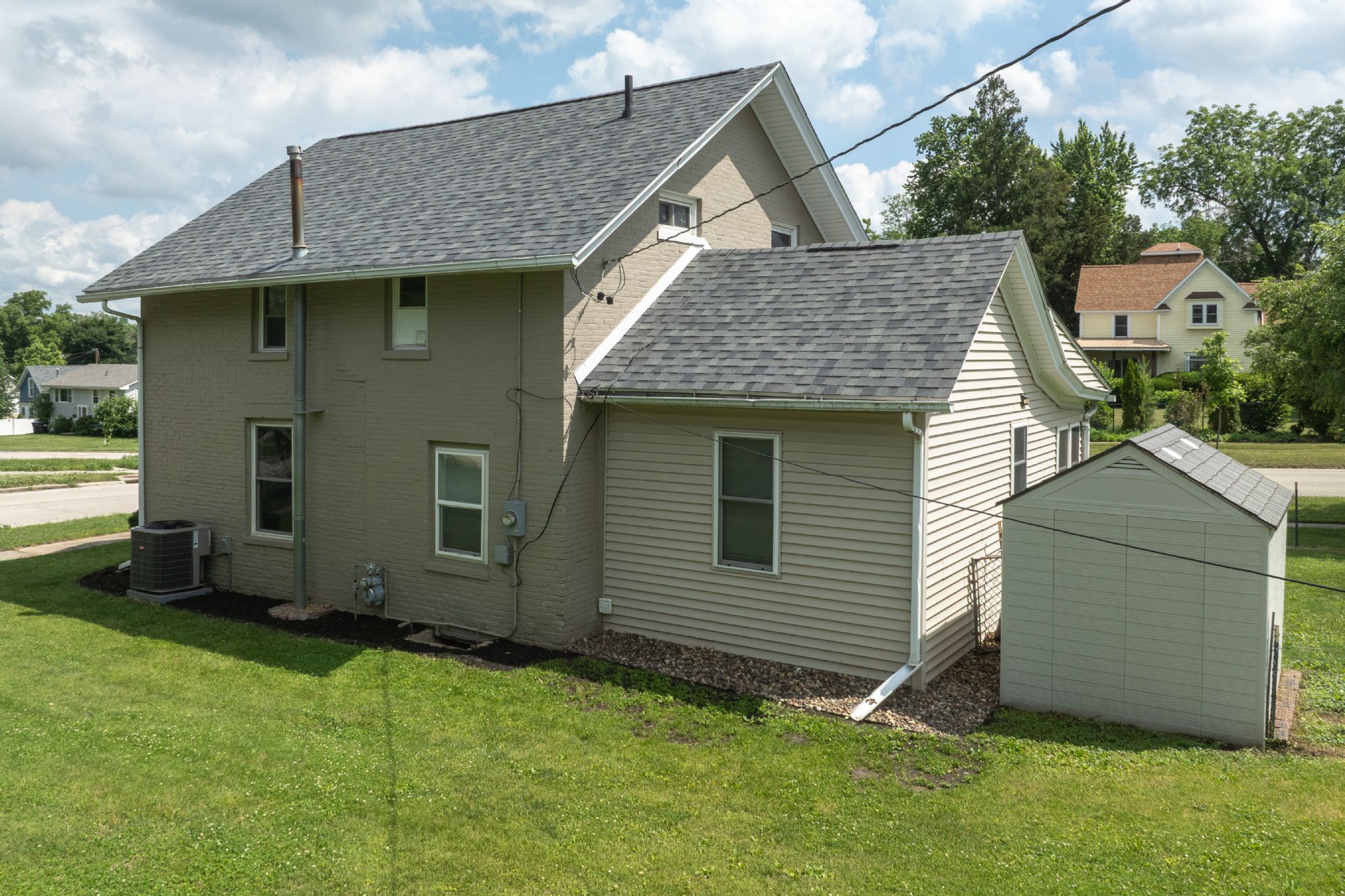 302 9th St,&nbsp;Marion,&nbsp;IA,&nbsp;Image&nbsp;23