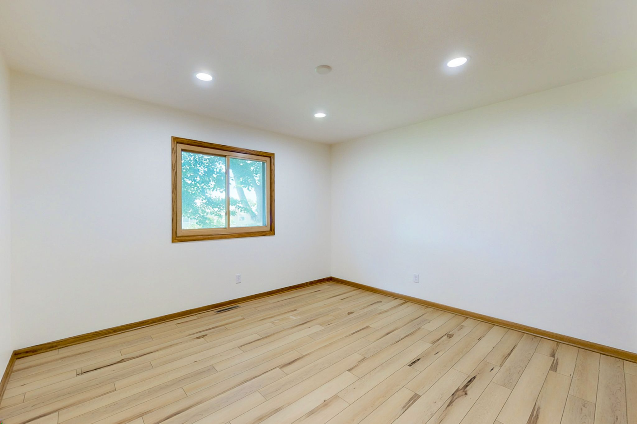 3070 3rd St,&nbsp;Marion,&nbsp;IA,&nbsp;Image&nbsp;12