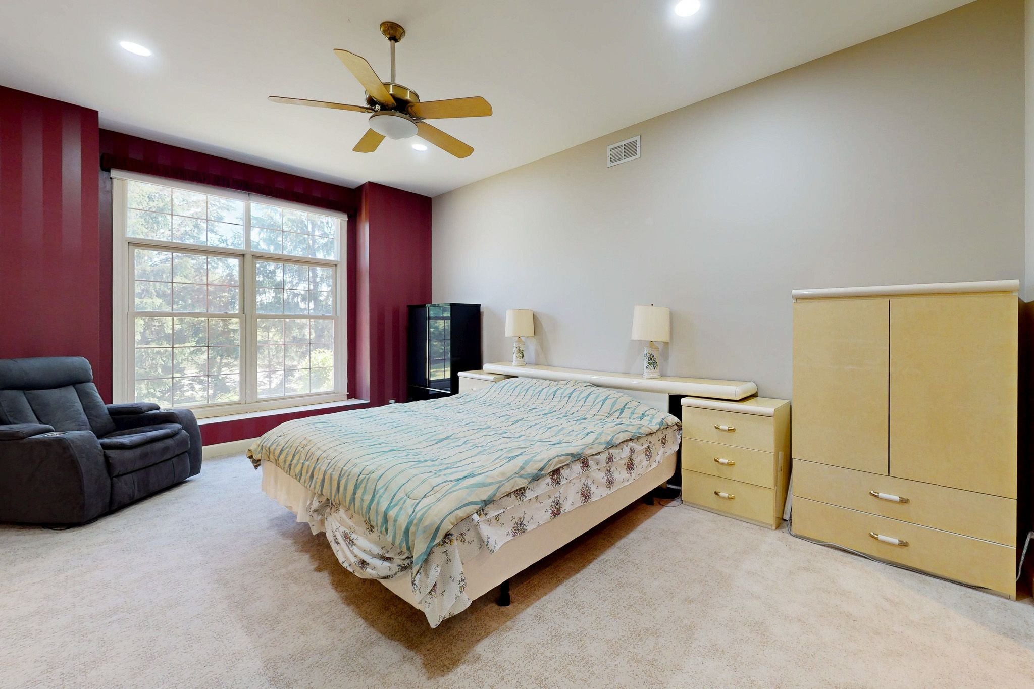 1298 S Falcon Dr,&nbsp;Palatine,&nbsp;IL,&nbsp;Image&nbsp;11