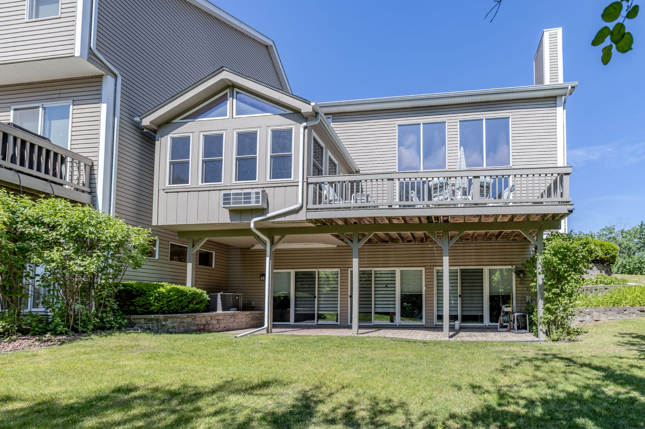 1298 S Falcon Dr,&nbsp;Palatine,&nbsp;IL,&nbsp;Image&nbsp;30