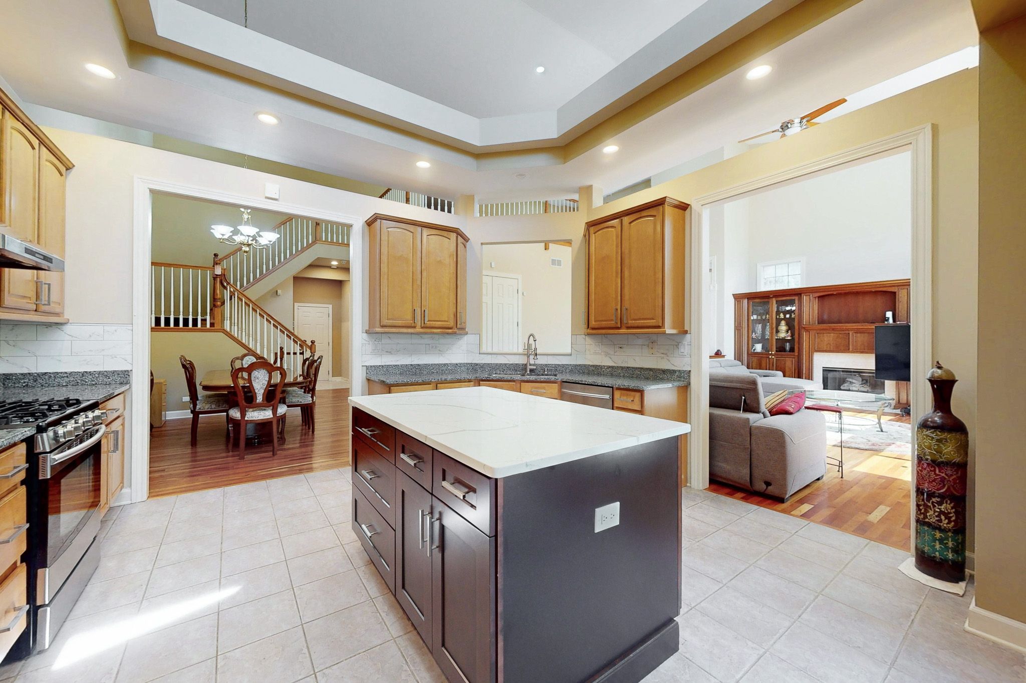 1298 S Falcon Dr,&nbsp;Palatine,&nbsp;IL,&nbsp;Image&nbsp;3