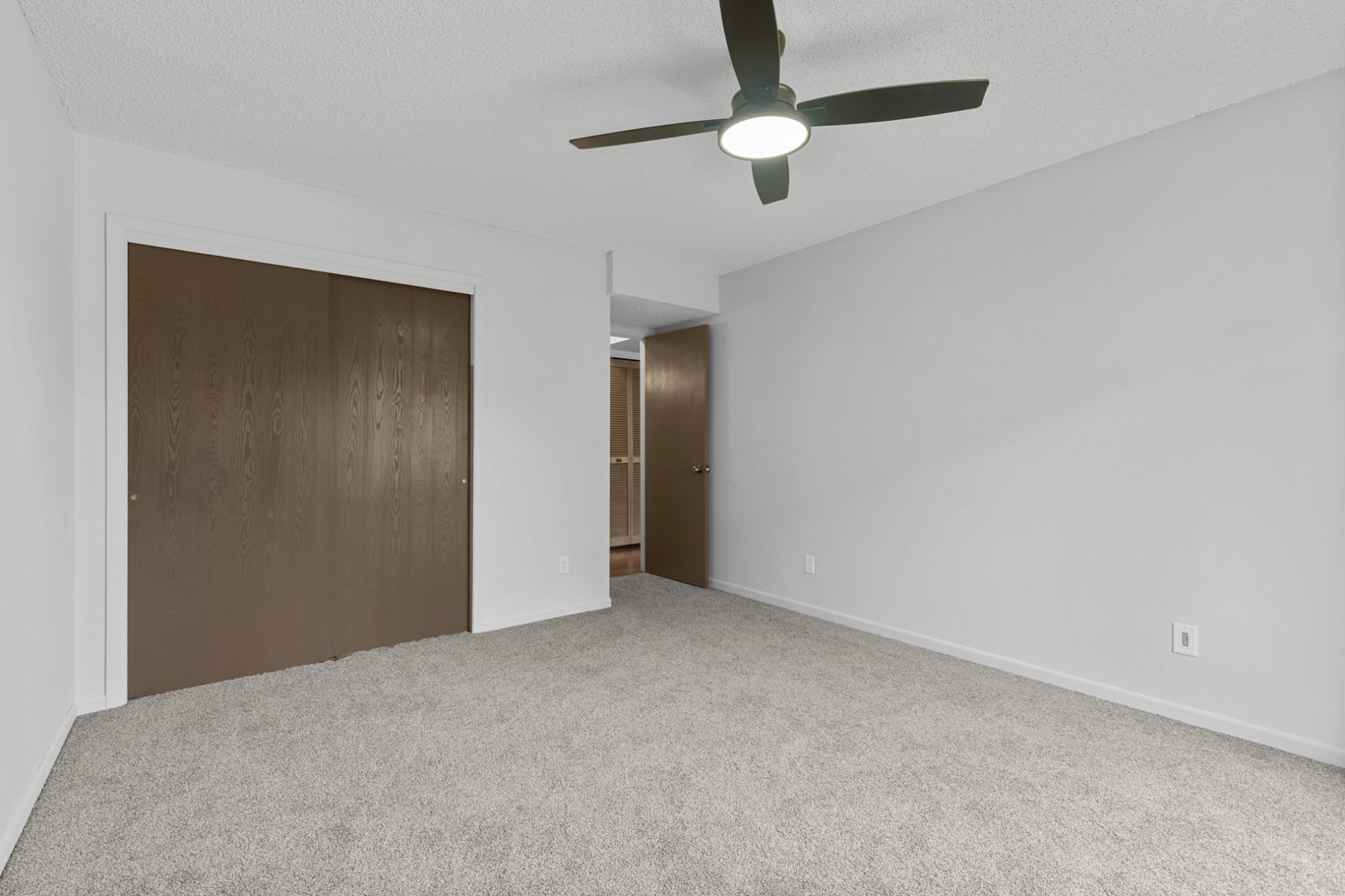 946 23rd Ave Pl,&nbsp;Coralville,&nbsp;IA,&nbsp;Image&nbsp;23