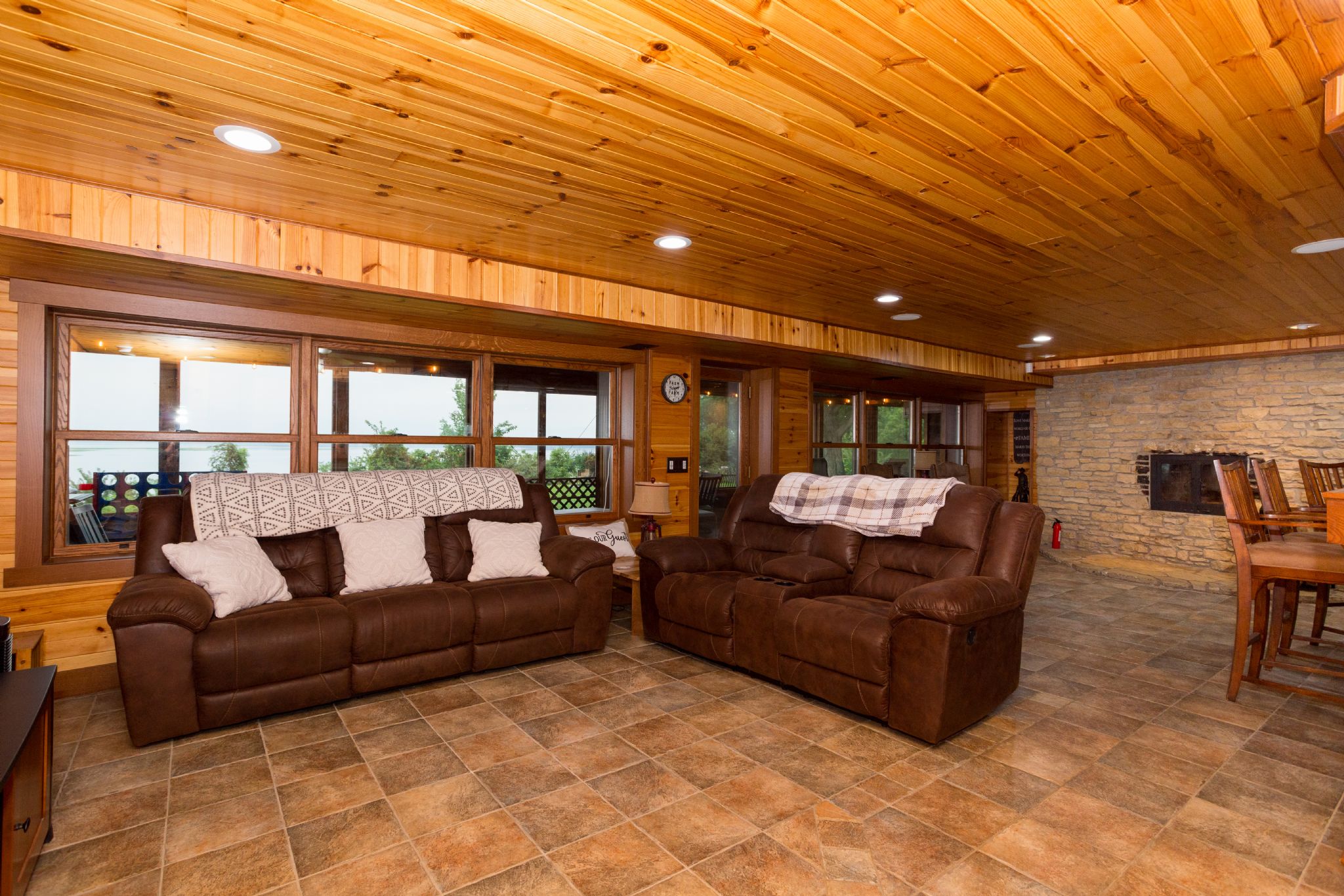 1800 E Deer Creek Rd,&nbsp;Clinton,&nbsp;IA,&nbsp;Image&nbsp;34
