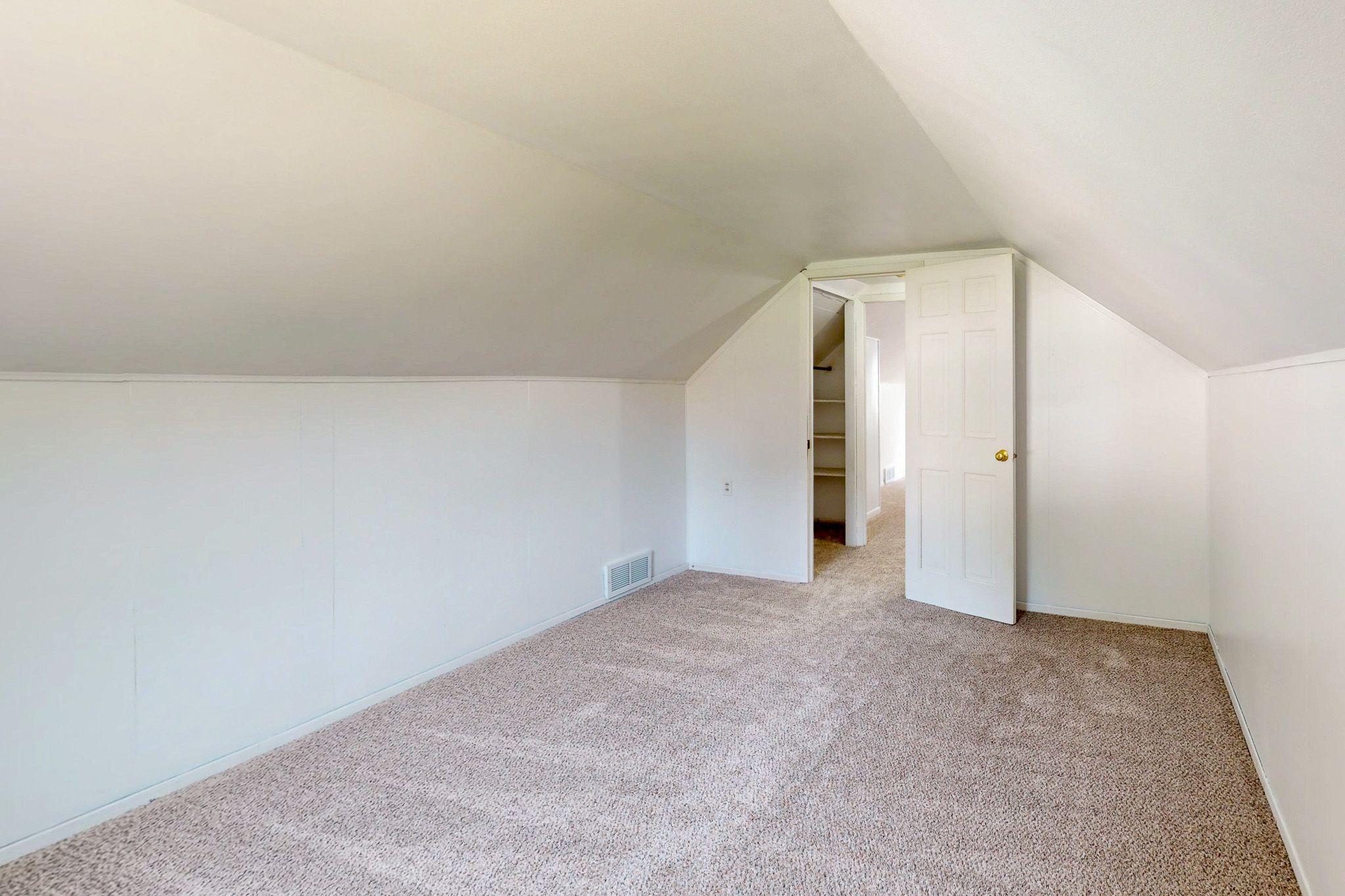 641 Kane St,&nbsp;Dubuque,&nbsp;IA,&nbsp;Image&nbsp;15