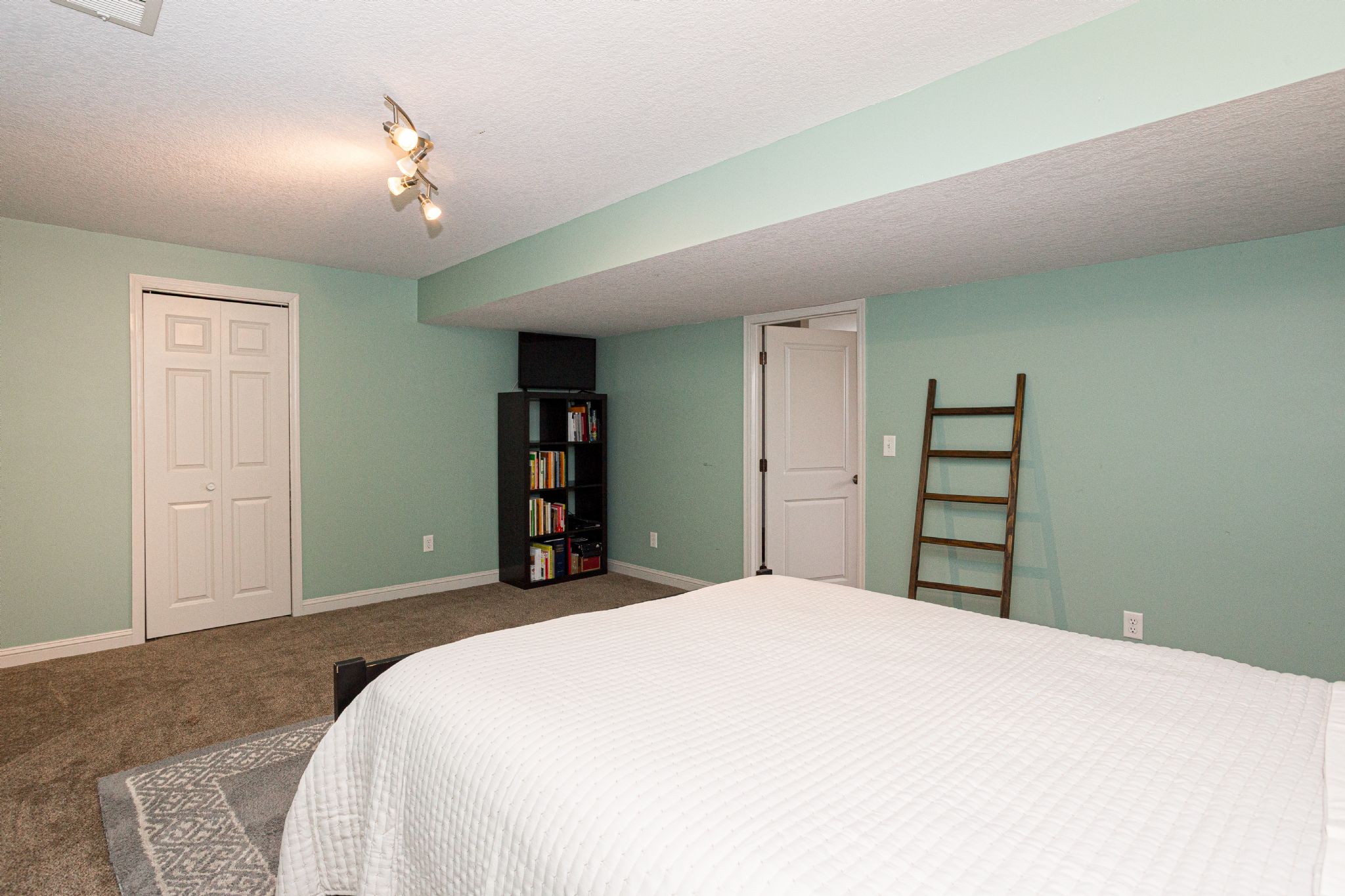 41 Nicholas Dr,&nbsp;Eldridge,&nbsp;IA,&nbsp;Image&nbsp;32