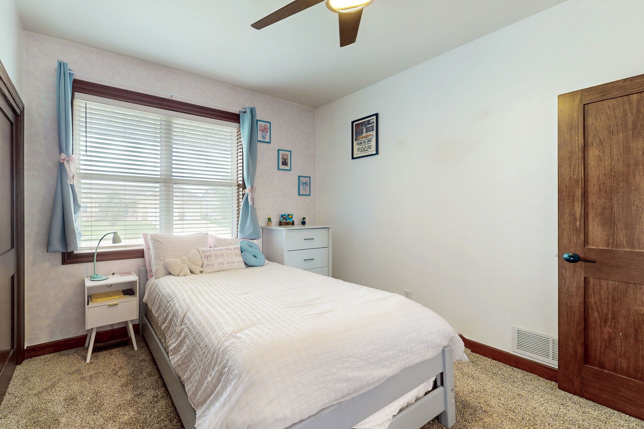 716 Tiburan Lane NE,&nbsp;Cedar Rapids,&nbsp;IA,&nbsp;Image&nbsp;16