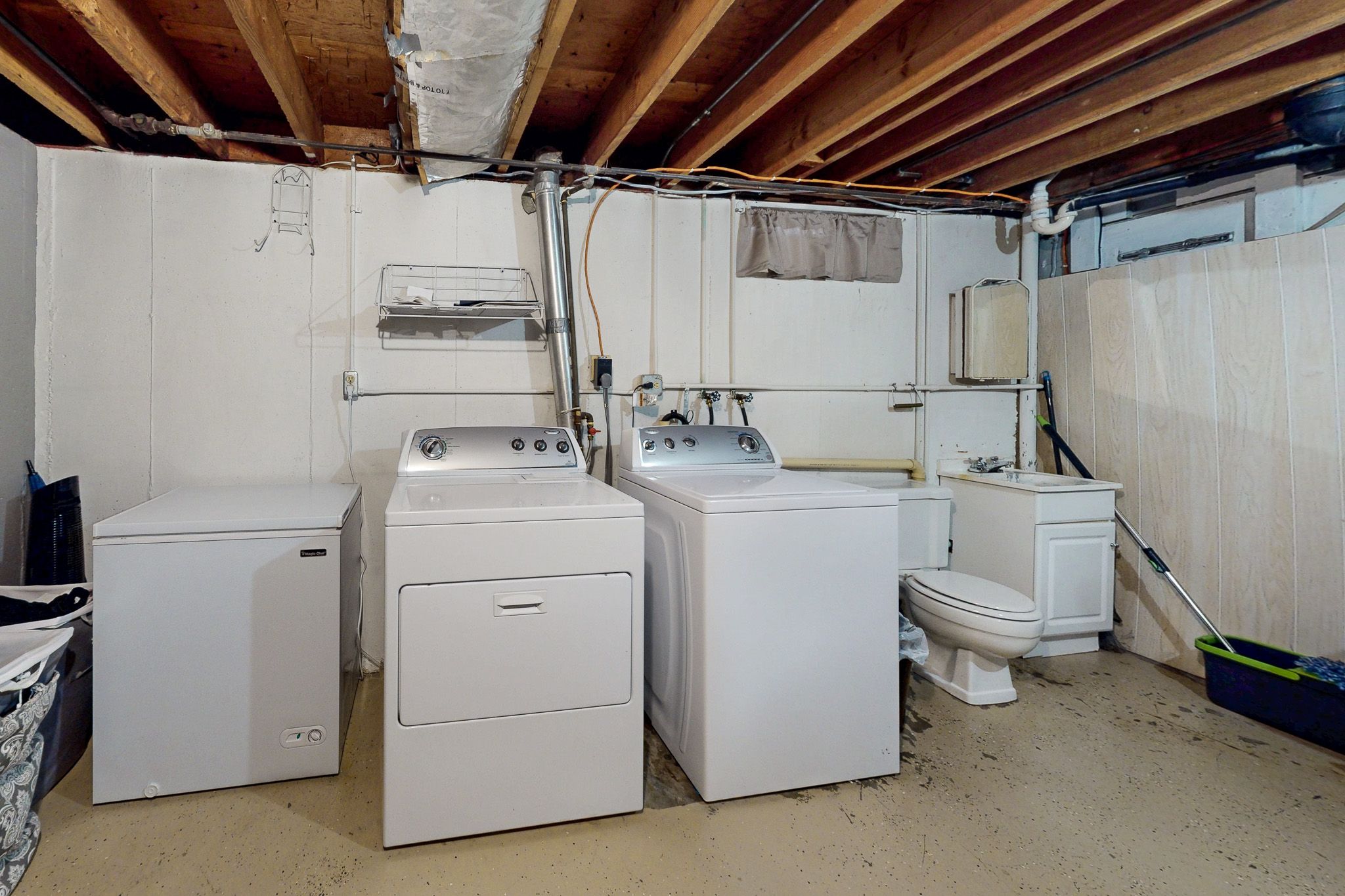 1309 Harold Dr SE,&nbsp;Cedar Rapids,&nbsp;IA,&nbsp;Image&nbsp;17